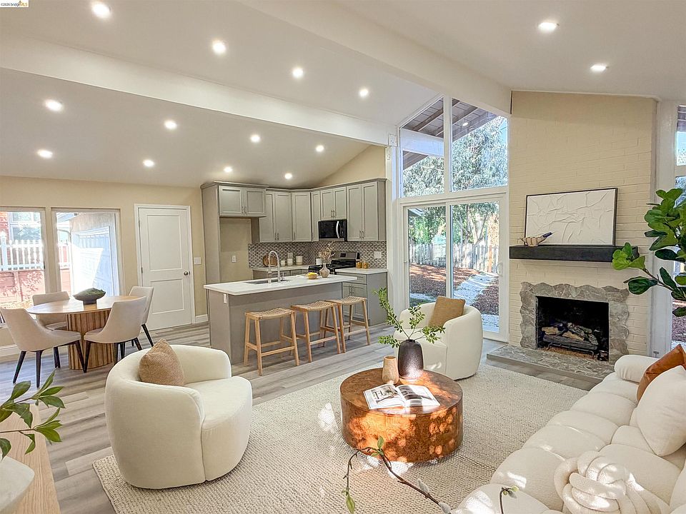 1st image of 2816 Gonzaga Ave