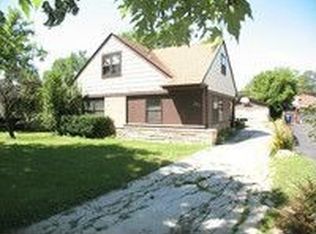 20 S Home Ave, Park Ridge, IL 60068