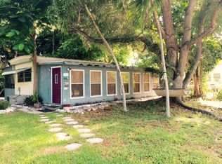 30854 Hammock Dr, Big Pine Key, FL 33043