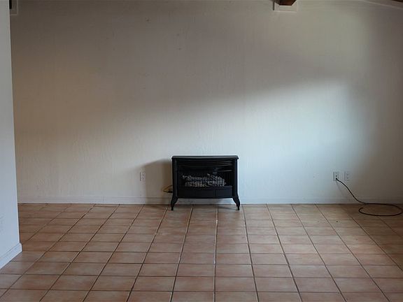 2nd image of 311 6th St #1