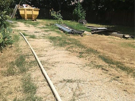 3rd image of 1640 Katy St
