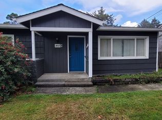 1457 S Hemlock St, Cannon Beach, OR 97110