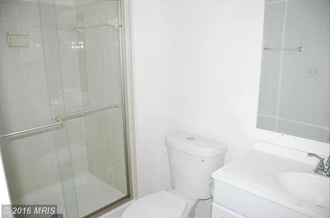 3005 Hickory Grove Ct — Photo 7