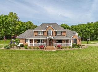 138 Horseshoe Dr, Freeport, PA 16229