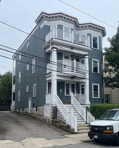 15 Lafield St #1, Dorchester, MA, 02122