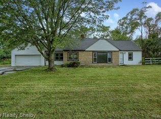 60641 North Ave, Ray, MI 48096