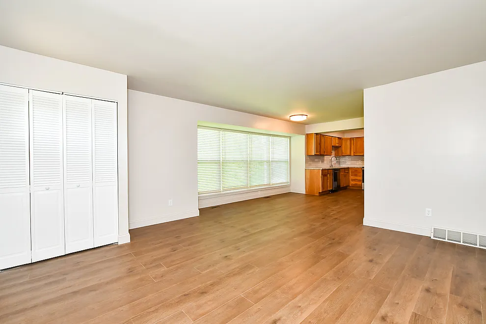 2 bed, 1.5 bath, 1200 sqft, $1,500 — Photo 1