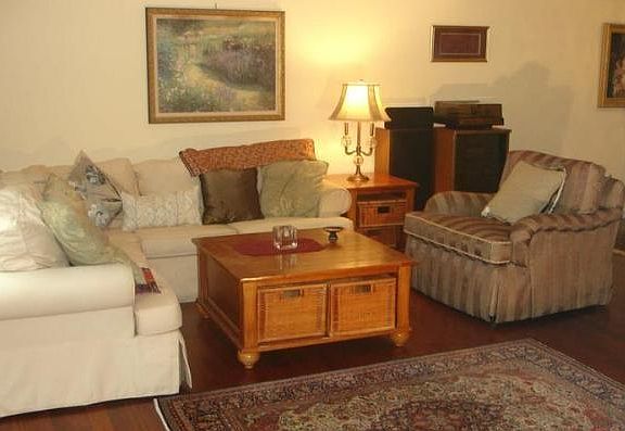 3rd image of 1160 Kettle Pond Ln