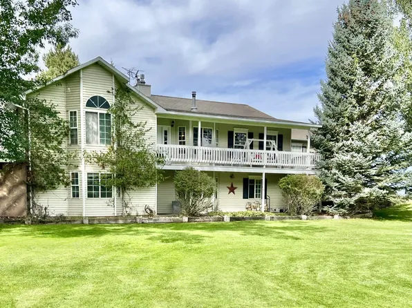 294 Two Bottle Bar Ln, Spring Creek, NV 89815