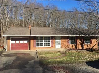 232 Pine Cir, Dunbar, WV 25064