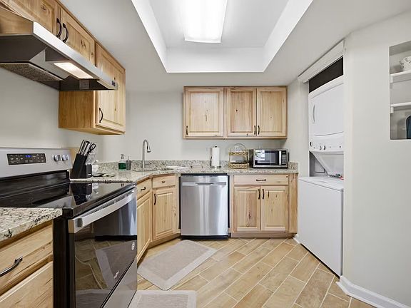 4th image of 1402 Rellen Ct