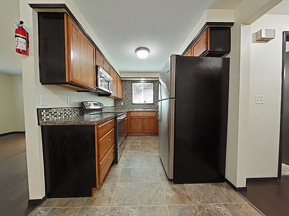 3rd image of 1458-1460 NW 20th Pl #830444A5D