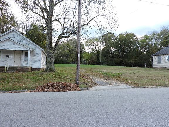 2nd image of 405 Brunswick Ave
