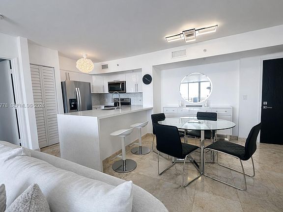 3rd image of 90 Alton Rd APT 1009
