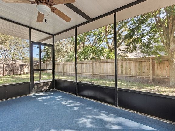 4th image of 1614 Canterbury Ln