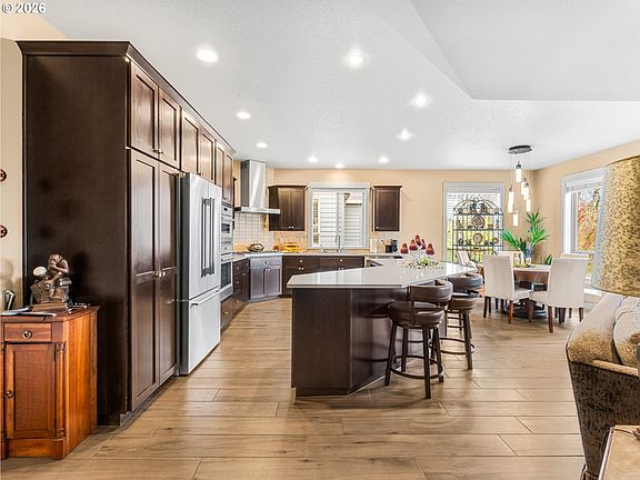 4th image of 3102 Winkel Way