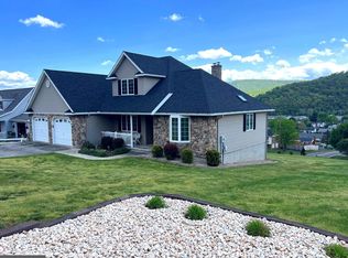 1475 Liberty St, Keyser, WV 26726
