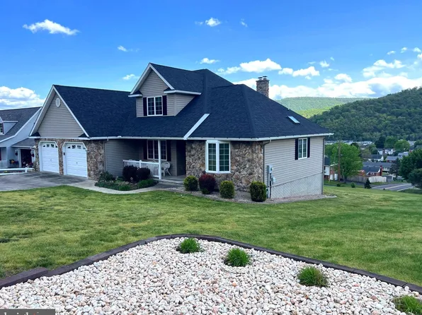 1475 Liberty St, Keyser, WV 26726