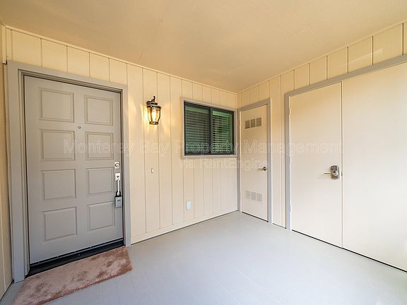 4th image of 250 Forest Ridge Rd Unit 19