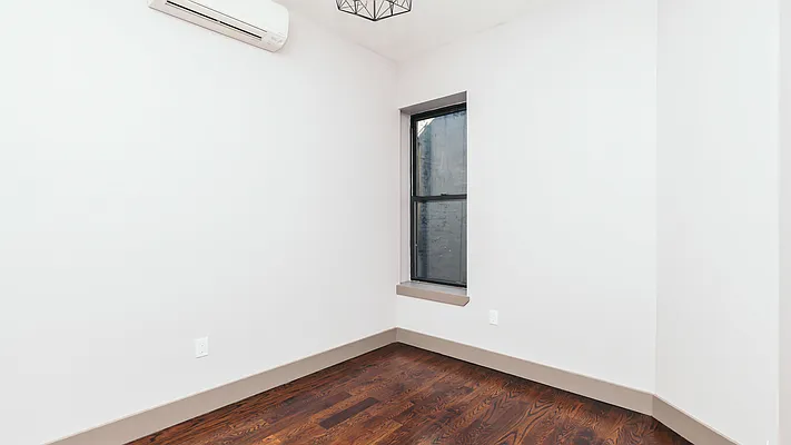 Rented by Isaac Silberstein, LREB | media 11