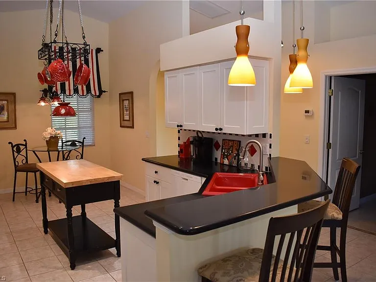 25817 Pebblecreek Dr — Photo 5