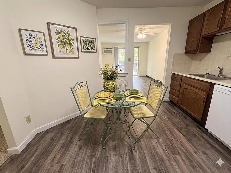 379 Huse Rd #8 — Photo 18
