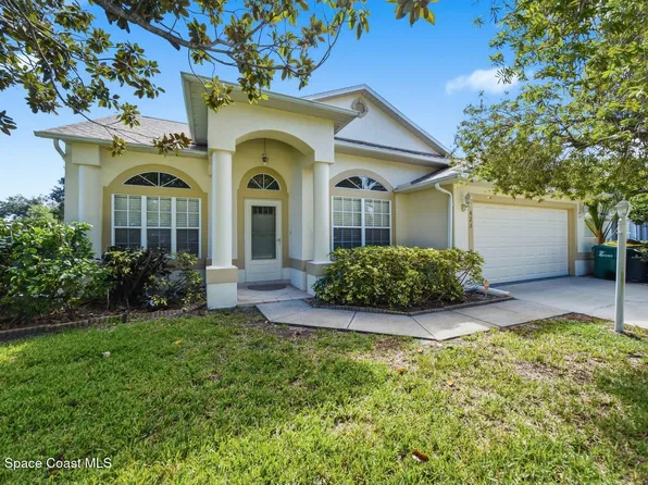 423 Vizcaya Ct, Melbourne, FL 32940