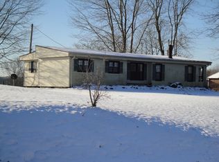 14152 Dover Hill Rd, Loogootee, IN 47553