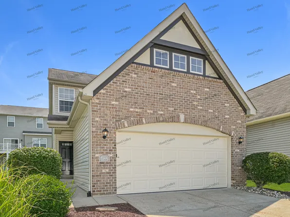 1722 Belleau Wood Dr, Saint Peters, MO 63376