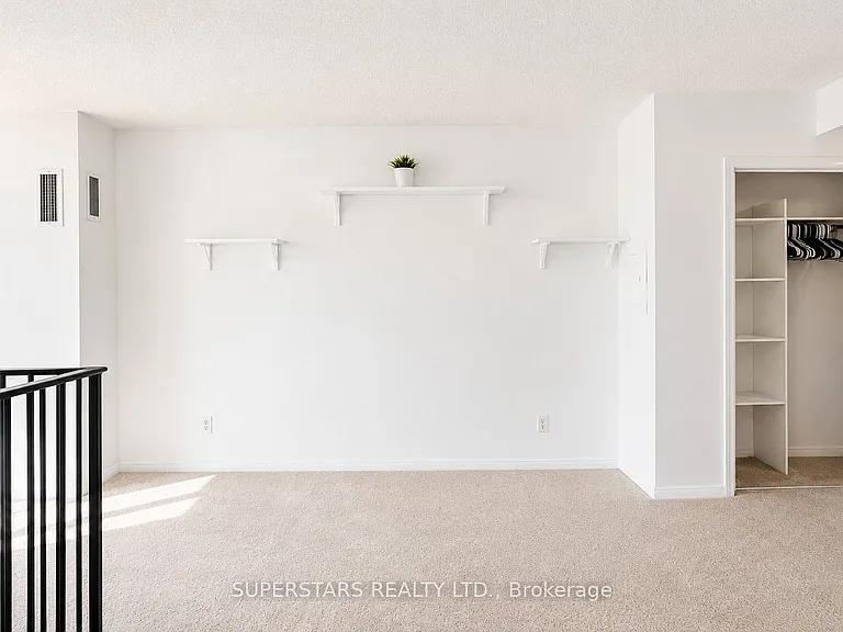51 Baffin Ct #502 — Photo 16