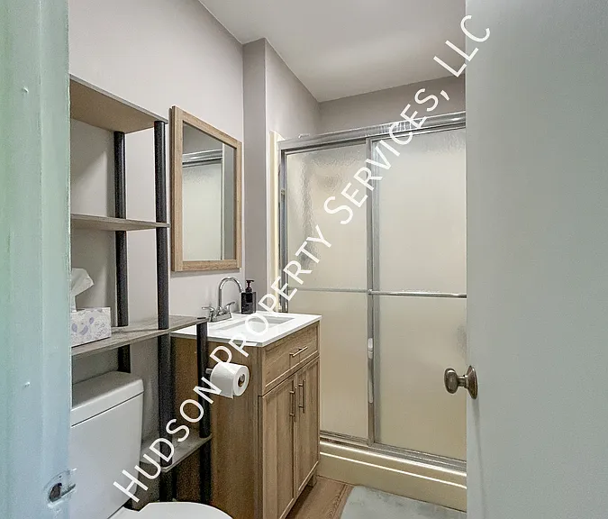 5 Loudon Dr #9 — Photo 8