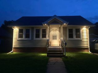 608 8th St, West Des Moines, IA 50265