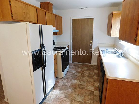 4th image of 4111 Astoria St