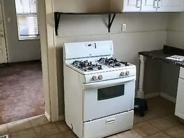 House for Rent * Pet Friendly * Amazing Location in Dormont * Available Now * Spacious & Renovated, 1127-1133 McNeilly Ave #1127-1/2, Pittsburgh, PA 15216