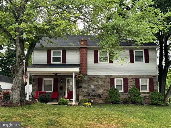 747 Surrey Rd, Aldan, PA 19018