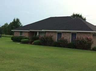 221 Dana Ln, Bossier City, LA 71111