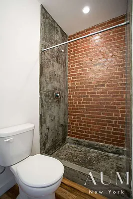 Rented by Zone Corp | media 14