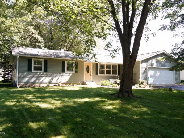 69762 Pamela Dr, Sturgis, MI 49091
