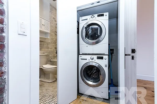 Rented by EXR | media 3