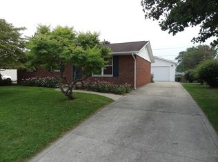 127 Indianhead Dr, Heath, OH 43056