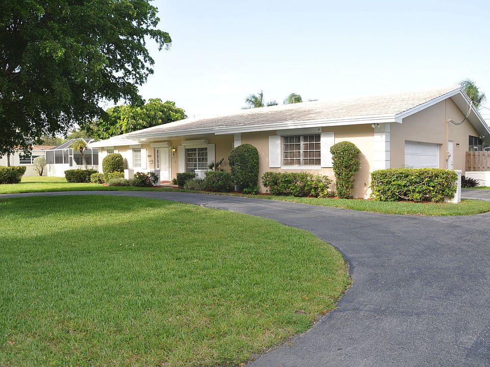 1st image of 15825 SW 83rd Ct