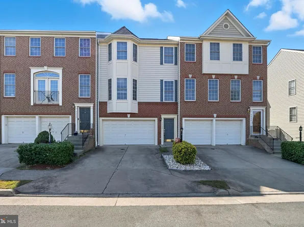 9090 Brewer Creek Pl, Manassas, VA 20109
