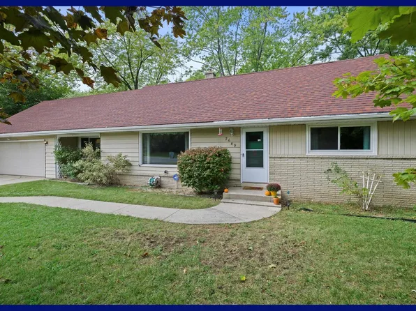 7649 North Highview DRIVE, Milwaukee, WI 53223