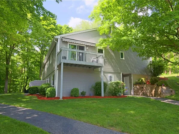 192 Long Hill Drive #A, Yorktown Heights, NY 10598
