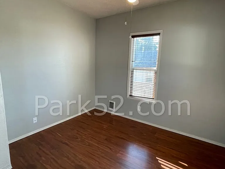 3012 S Melrose St — Photo 4