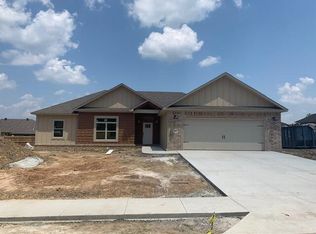 309 Promenade Cir, Russellville, AR 72801