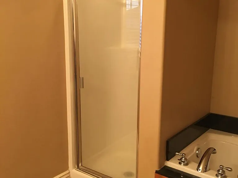 909 Oak Crossing Dr — Photo 10