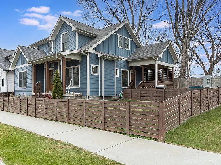 925 Mansfield Ave — Photo 47