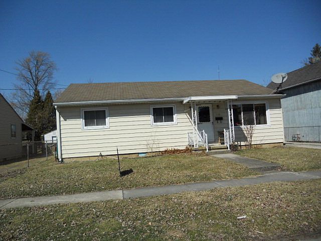 1st image of 560 Wilson Ave