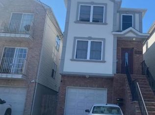 908 Olive St FLOOR 2, Elizabeth, NJ 07201